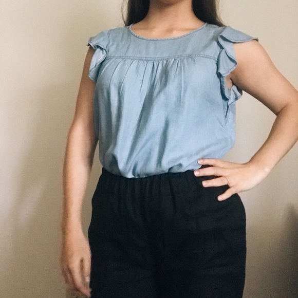 gap denim chambray blouse with ruffle sleeves - Picture 4 of 4